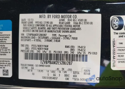 2014 Ford Mustang V6 z USA, uszkodzony, nr VIN 1ZVBP8AM2E5280287